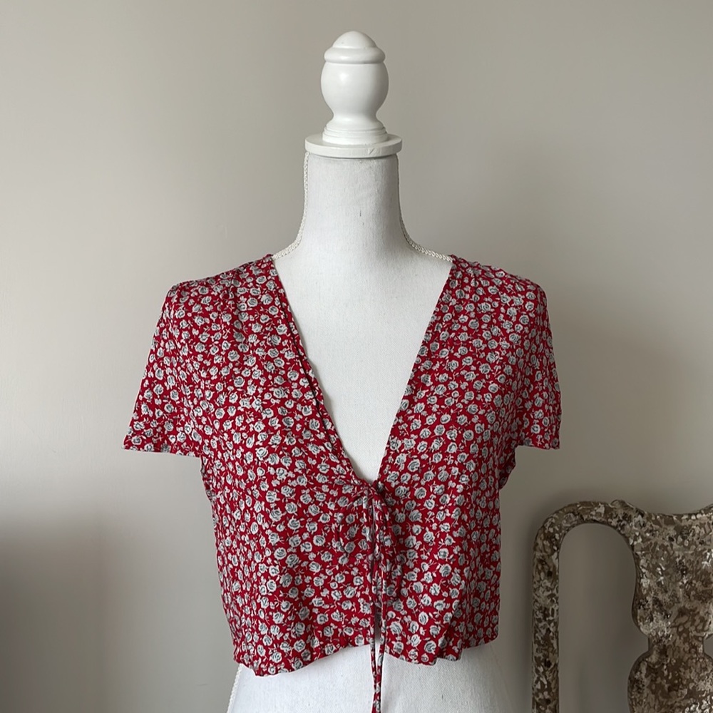 Cropped Vaco Motel tie front top